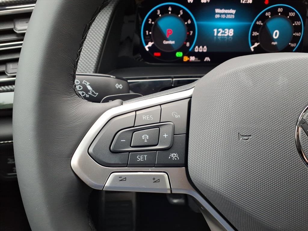 New 2026 Volkswagen Atlas Cross Sport SEL R-Line image 19