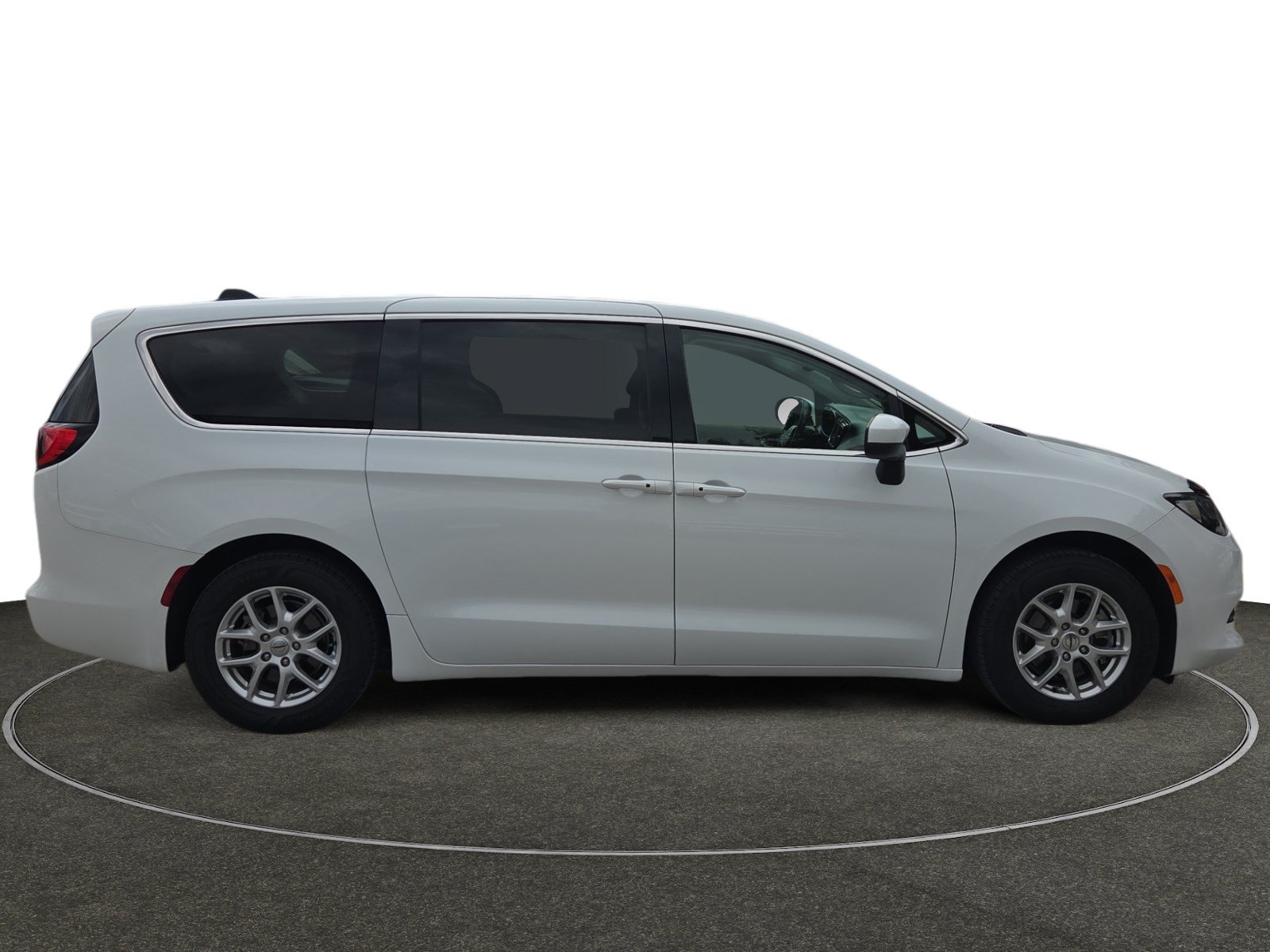 Used 2023 Chrysler Voyager LX FWD image 7