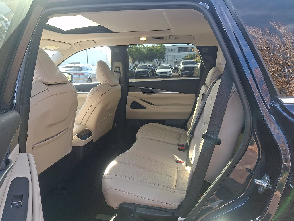 Certified 2024 INFINITI QX60 Luxe AWD/4WD image 10