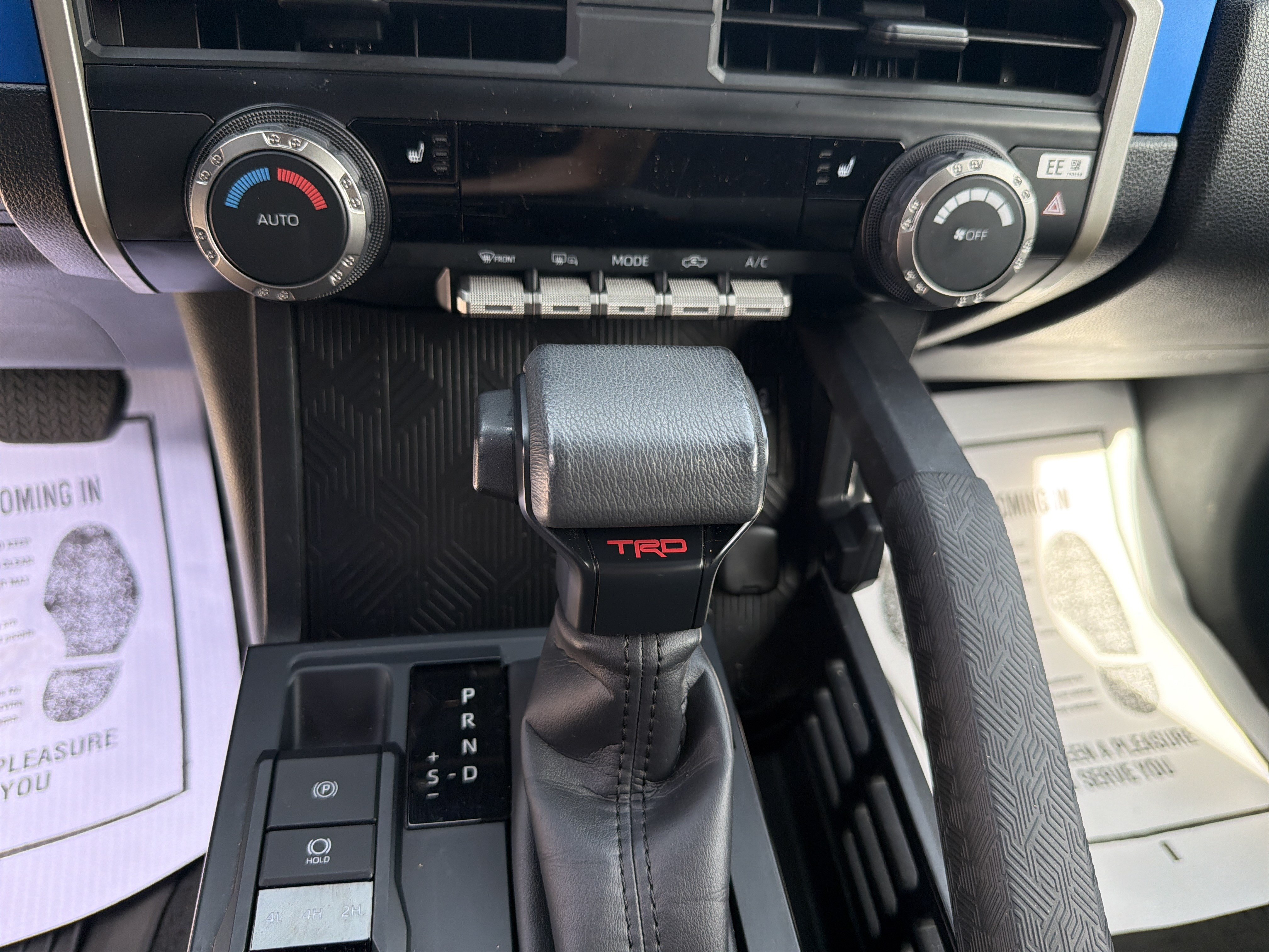 Used 2025 Toyota Tacoma TRD Off-Road AWD/4WD image 19
