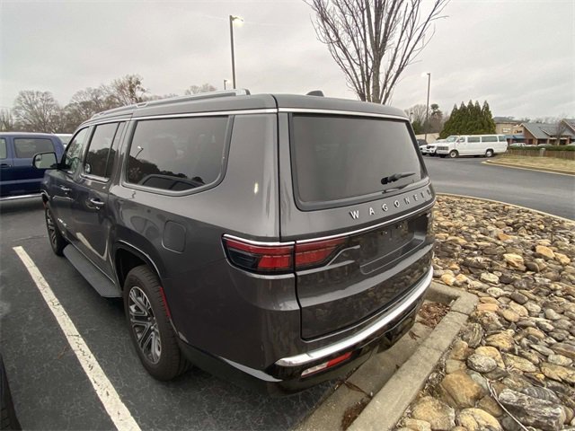 Used 2024 Jeep Wagoneer L Series II image 4