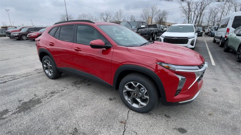 New 2026 Chevrolet Trax LT w/ Driver Confidence Package image 2