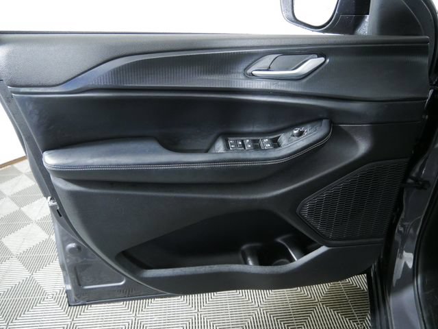 Used 2023 Jeep Grand Cherokee L Laredo w/ Luxury Tech Group I AWD/4WD image 18