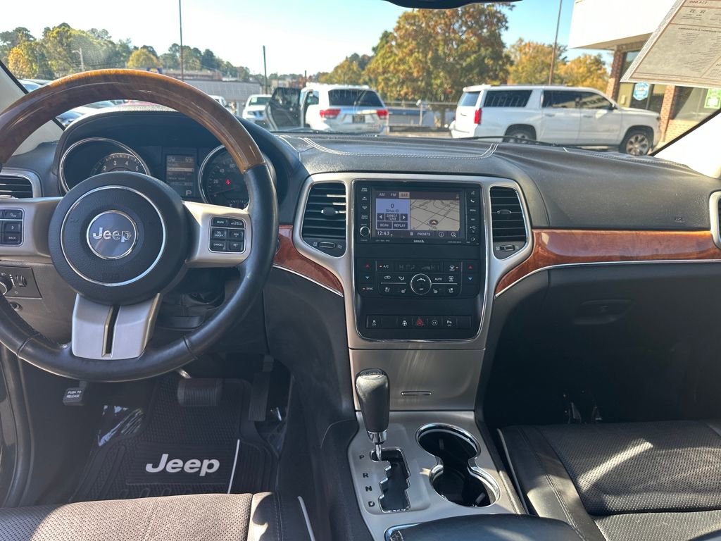 Used 2012 Jeep Grand Cherokee Overland image 14