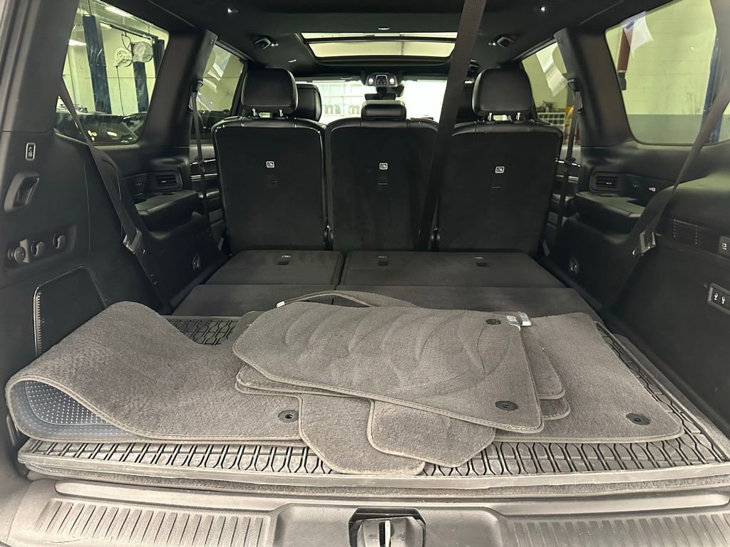 Used 2022 Jeep Wagoneer Series III w/ Premium Group I image 32