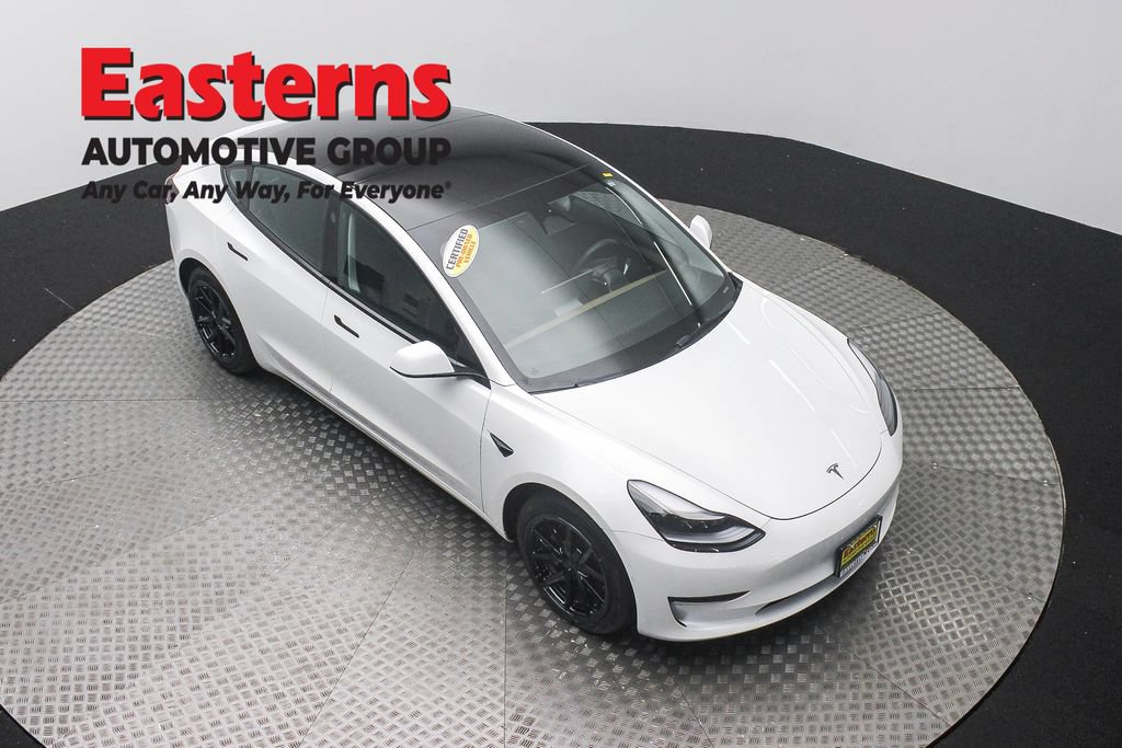 Used 2022 Tesla Model 3 RWD image 3