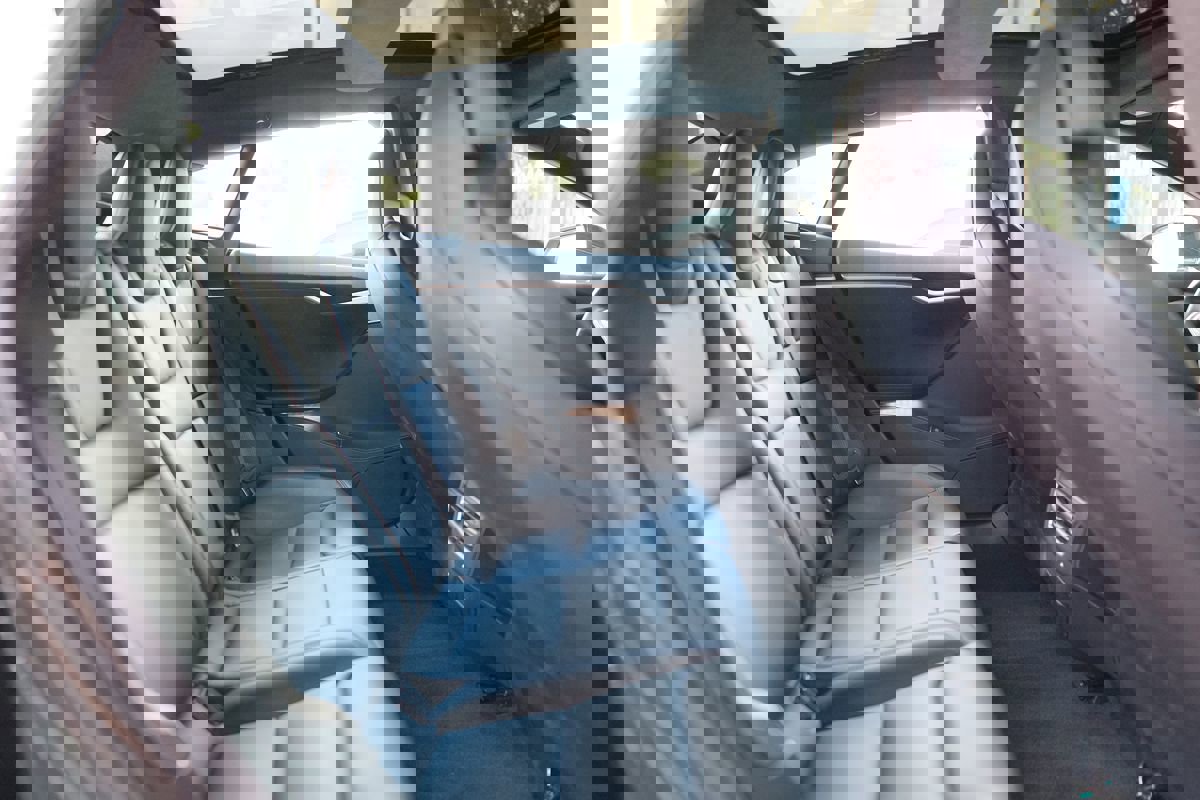 Used 2017 Tesla Model S 100D image 34