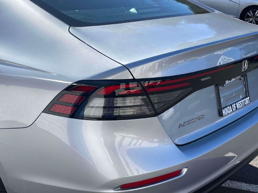 Used 2024 Honda Accord EX image 10