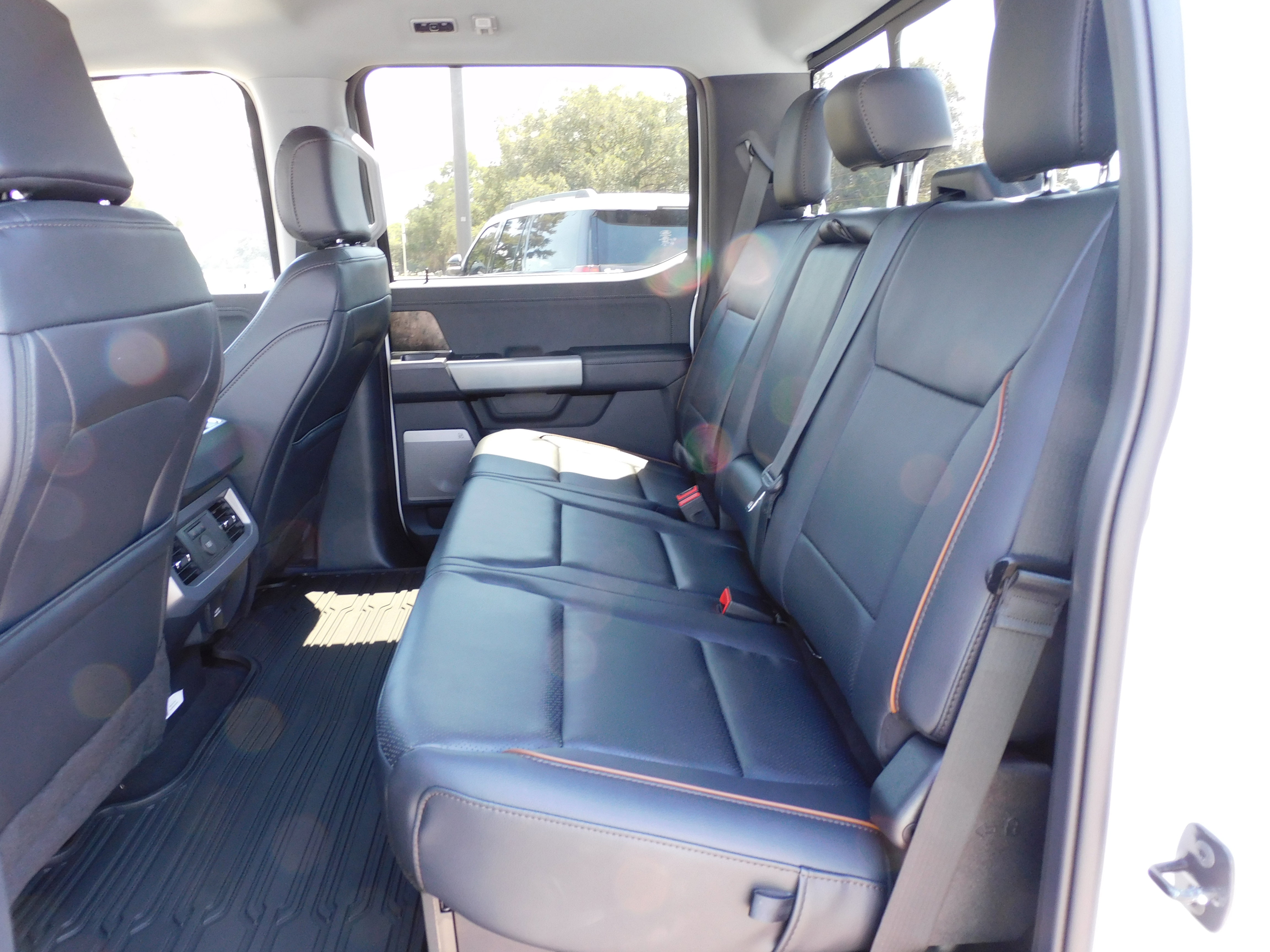 New 2026 Ford F250 Lariat w/ Chrome Package image 14