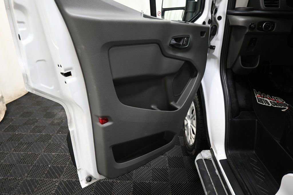 Used 2024 Ford Transit 250 Low Roof w/ Exterior Upgrade Package image 15