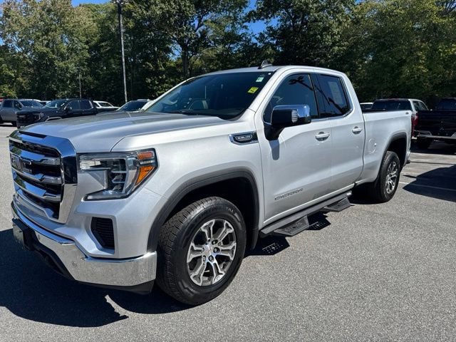 Used 2019 GMC Sierra 1500 SLE w/ SLE Value Package AWD/4WD image 2