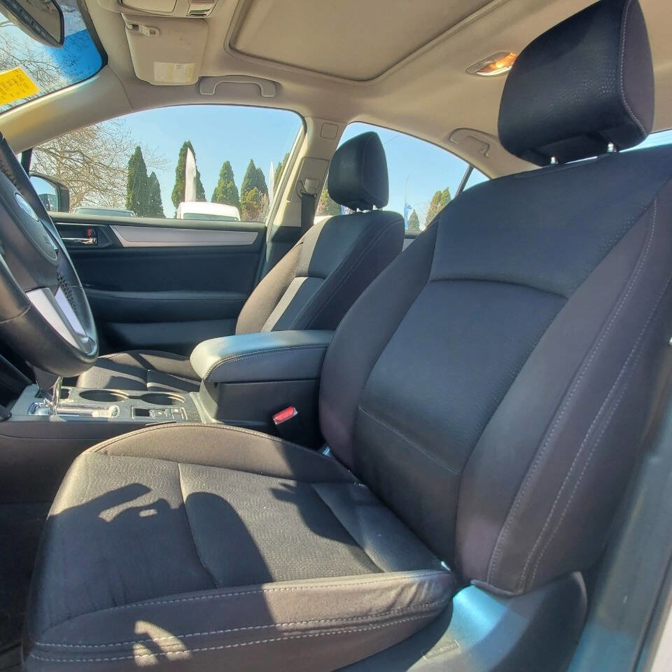 Used 2015 Subaru Legacy 2.5i Premium w/ Moonroof Package image 11