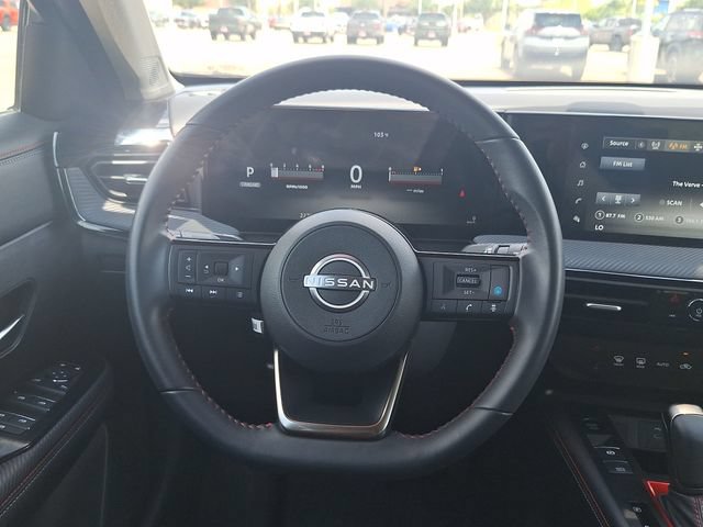 Certified 2025 Nissan Kicks SR FWD image 15