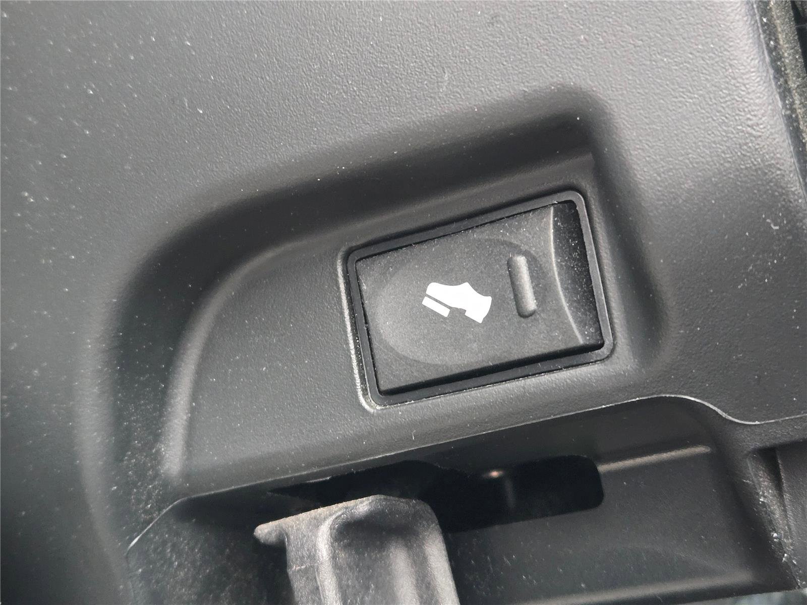 Used 2018 RAM 1500 Limited AWD/4WD image 25