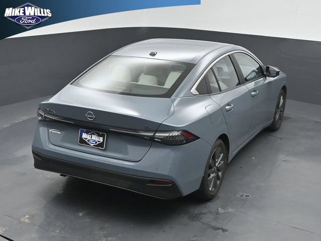 Used 2026 Nissan Sentra SL w/ Floor Mat Package FWD image 15
