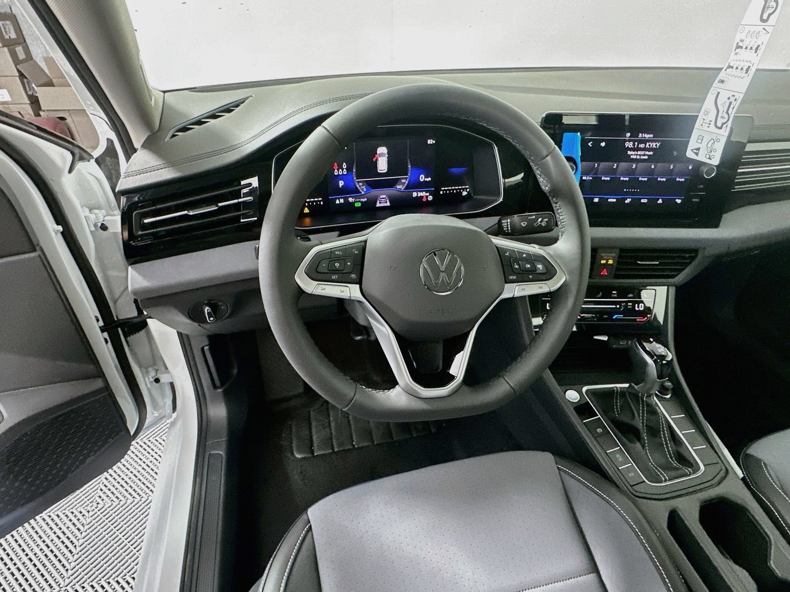 New 2027 Volkswagen Jetta SE FWD image 11
