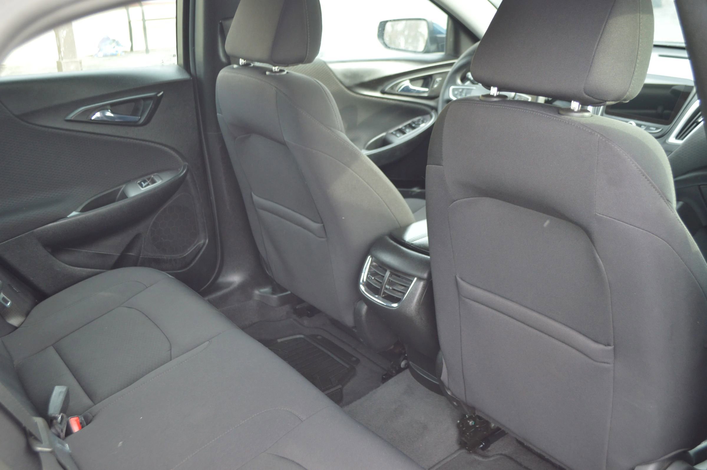 Used 2022 Chevrolet Malibu LT image 22