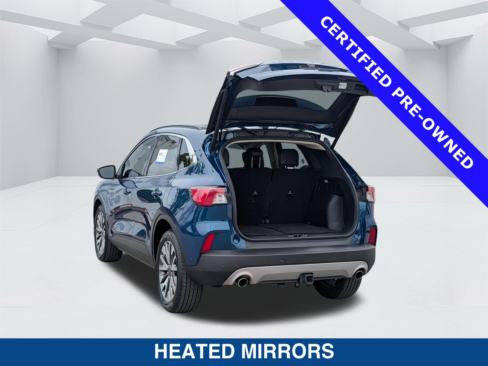 Certified 2020 Ford Escape Titanium AWD/4WD image 13