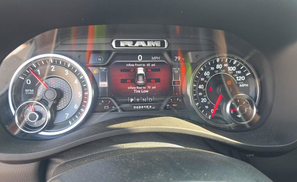 Used 2020 RAM 2500 Laramie w/ Night Edition AWD/4WD image 13
