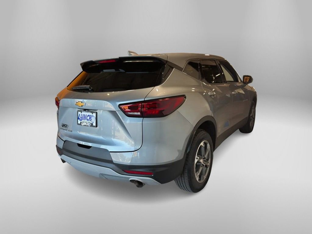 Used 2025 Chevrolet Blazer LT image 6