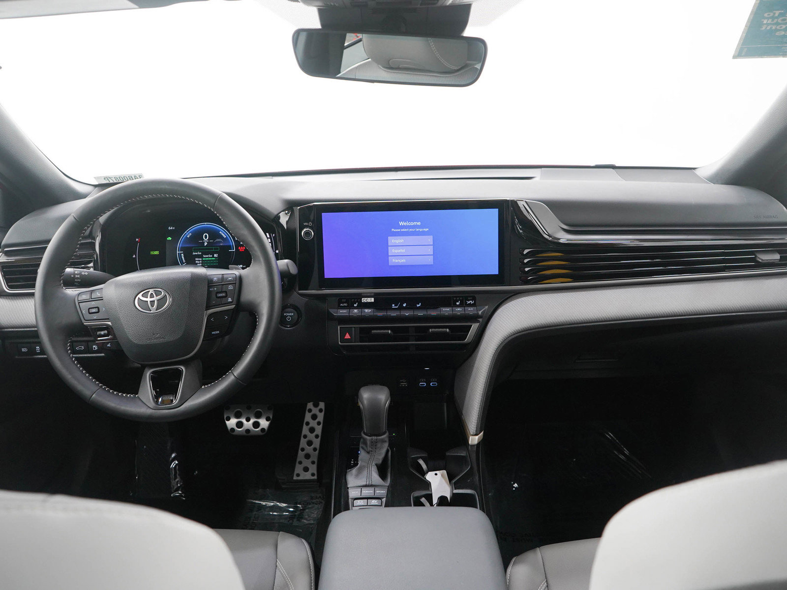 Used 2026 Toyota Camry SE w/ Multimedia Upgrade Package image 13