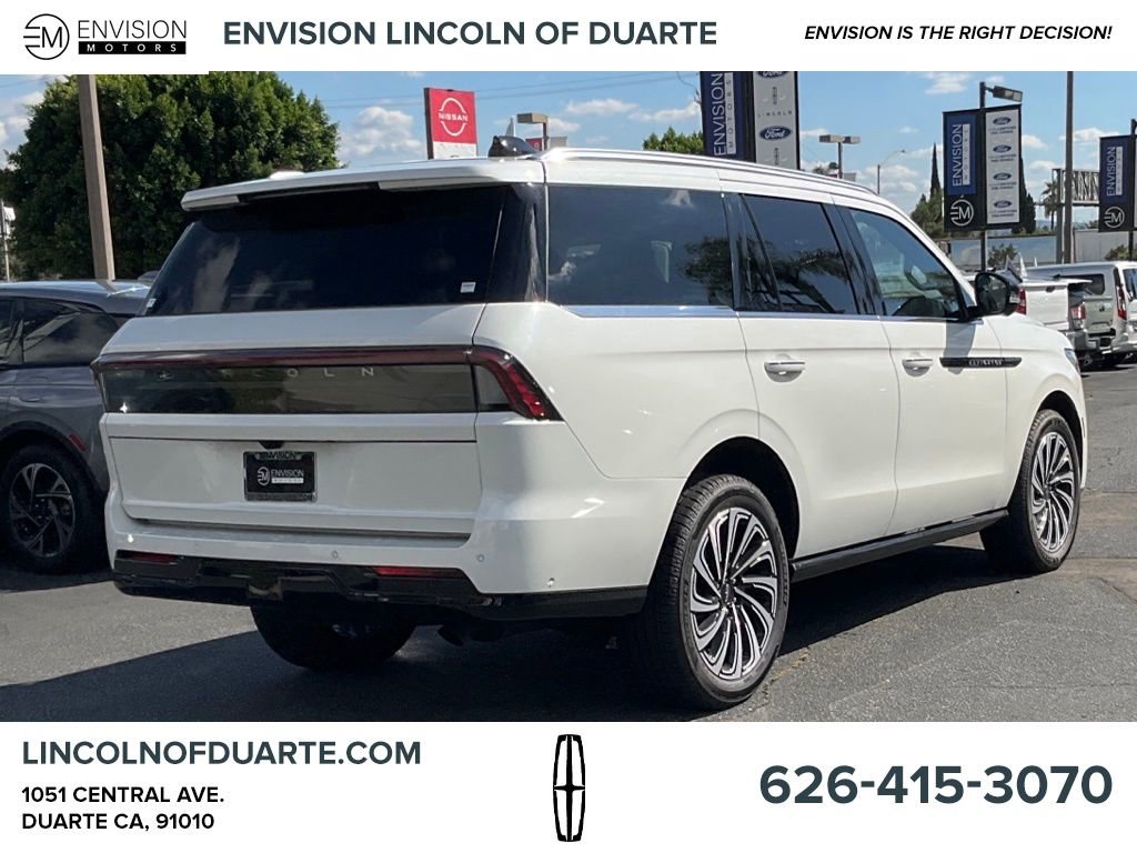New 2025 Lincoln Navigator Black Label image 8
