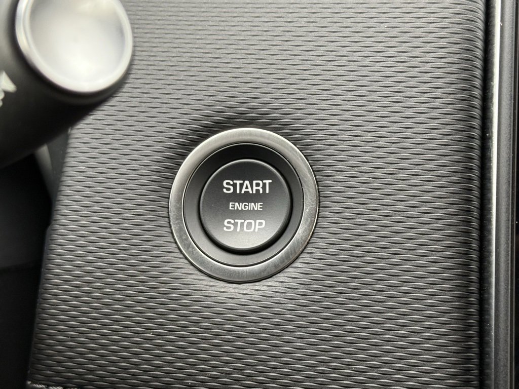 Certified 2025 Land Rover Discovery Sport Dynamic SE image 21