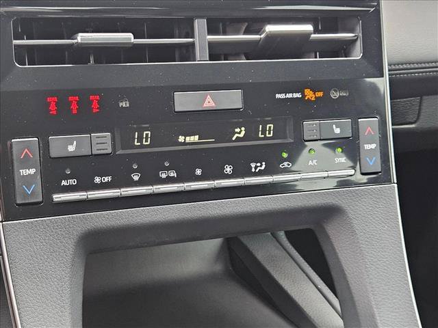 Used 2019 Toyota Avalon XLE w/ Moonroof Package FWD image 13