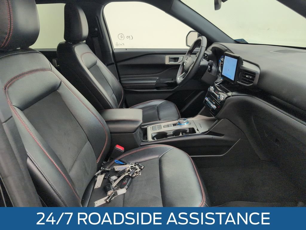 Certified 2023 Ford Explorer ST-Line w/ Class IV Trailer Tow Package image 18
