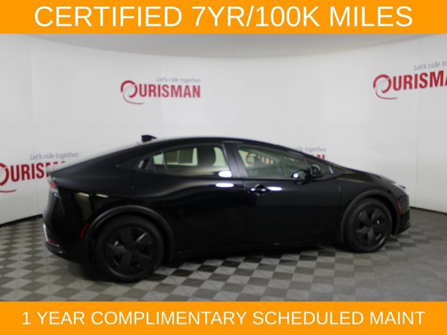 Used 2025 Toyota Prius LE FWD image 10