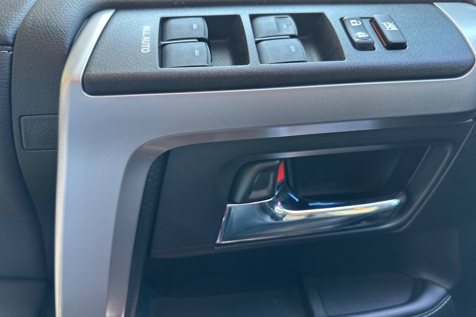 Certified 2022 Toyota 4Runner Limited AWD/4WD image 11