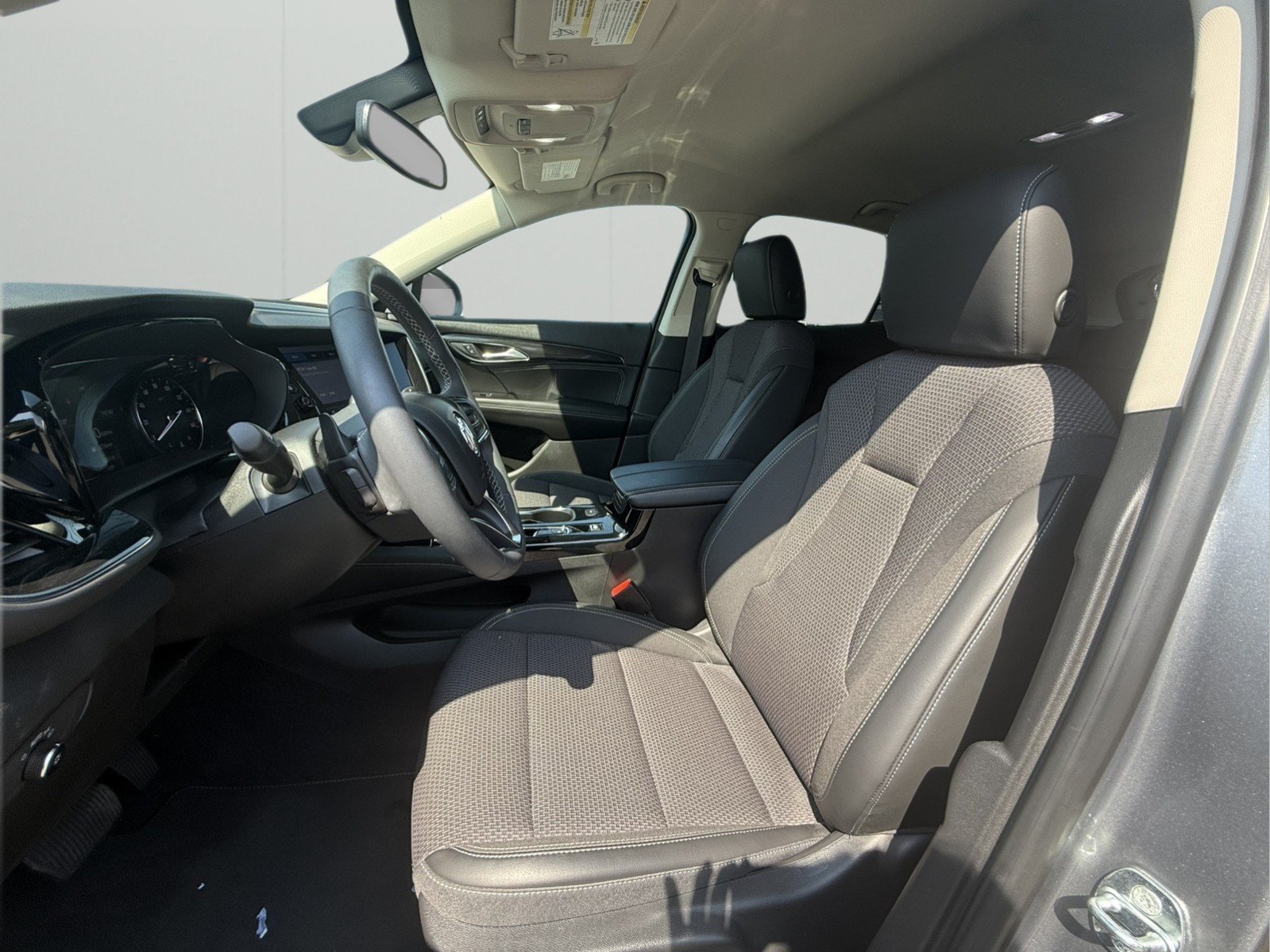Used 2021 Buick Envision Preferred FWD image 9