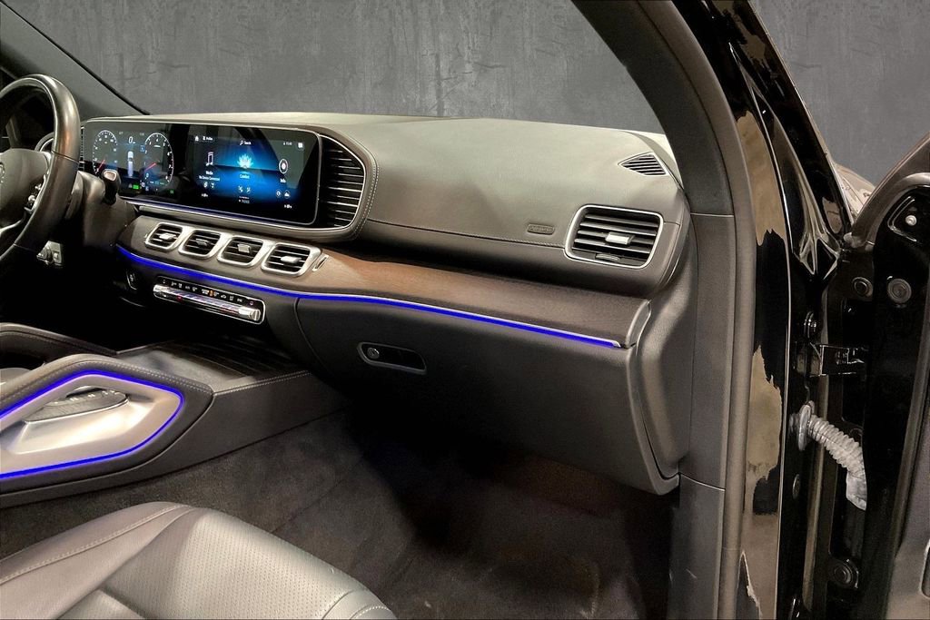 Used 2022 Mercedes-Benz GLS 450 4MATIC image 26