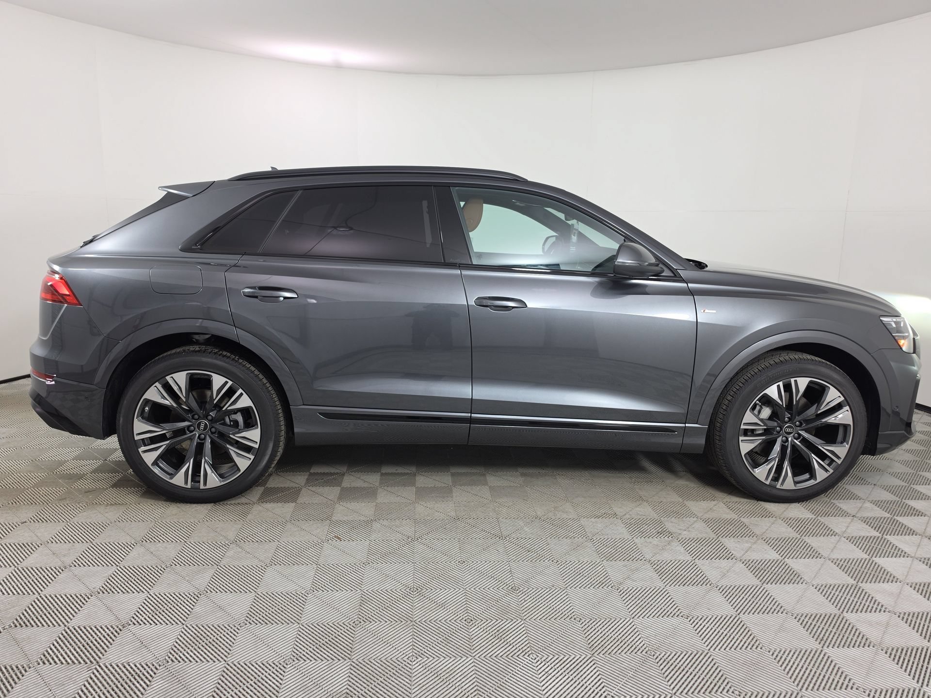 New 2026 Audi Q8 Premium Plus AWD/4WD image 8