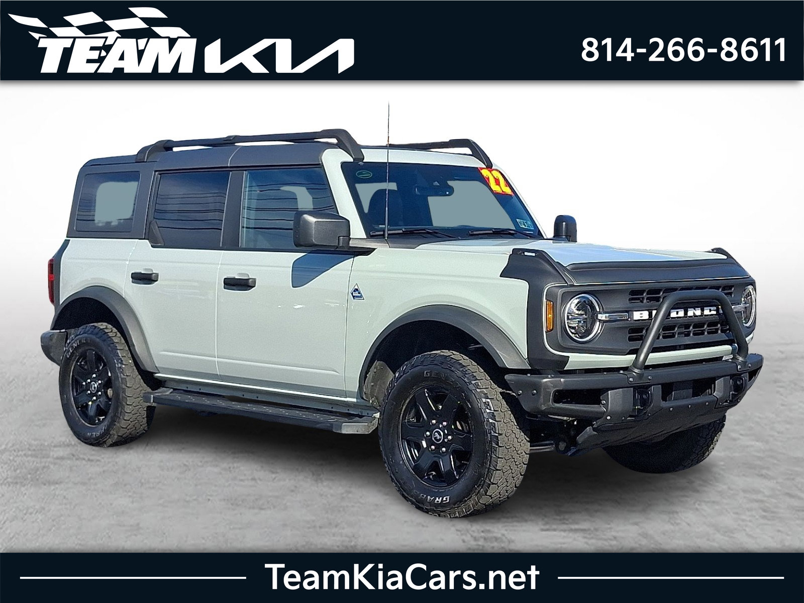 Used 2022 Ford Bronco Black Diamond image 1