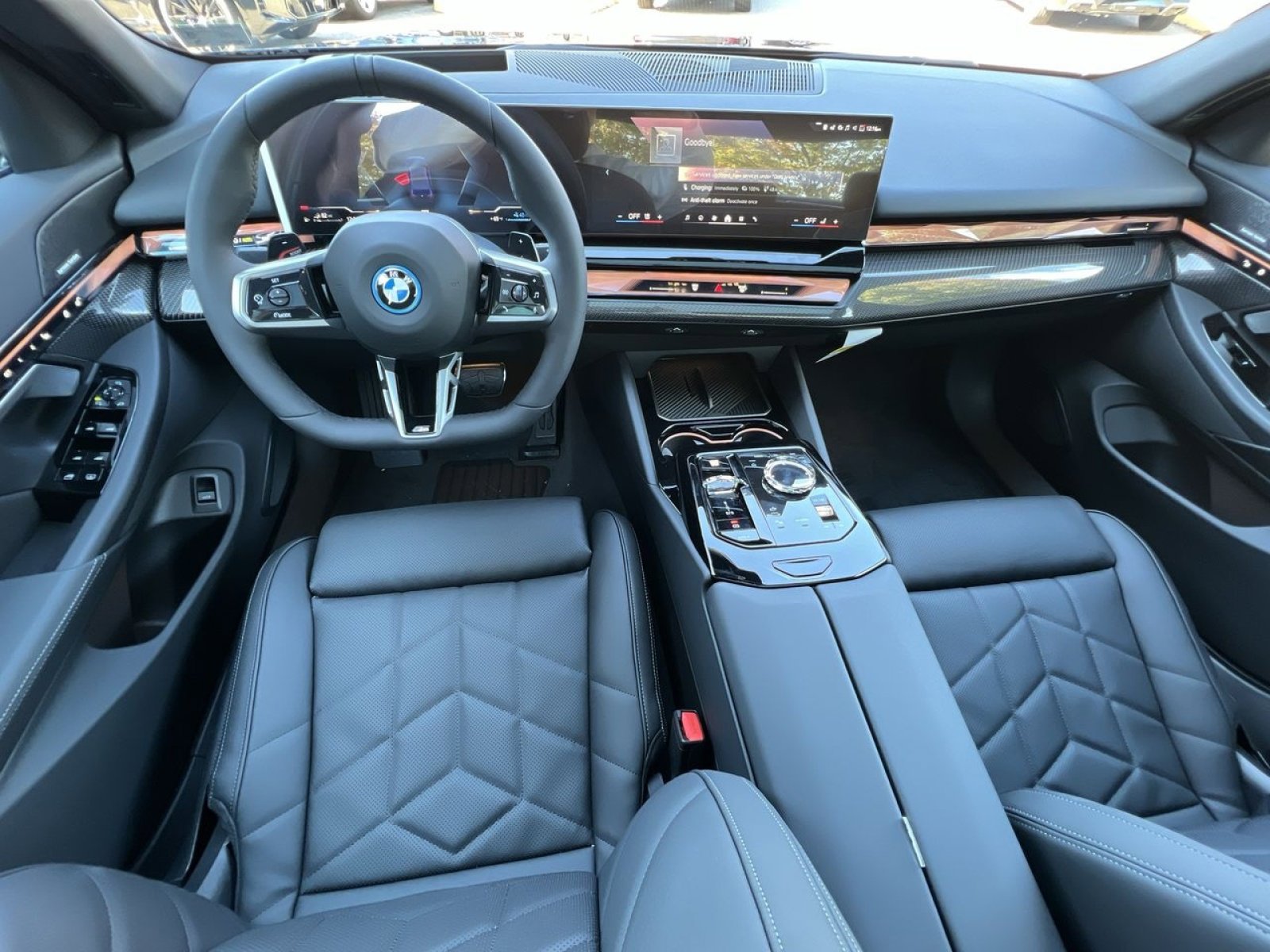 New 2026 BMW 550e xDrive w/ Executive Package image 20
