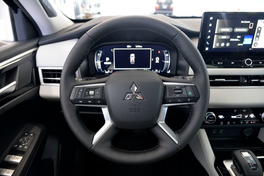 Used 2026 Mitsubishi Outlander SE AWD/4WD image 19