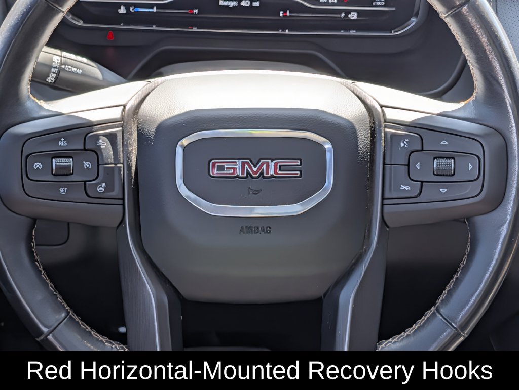 Used 2023 GMC Yukon AT4 w/ Technology Package AWD/4WD image 15