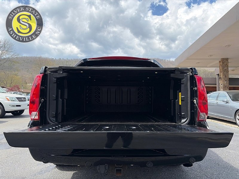 Used 2009 Cadillac Escalade EXT AWD/4WD image 22