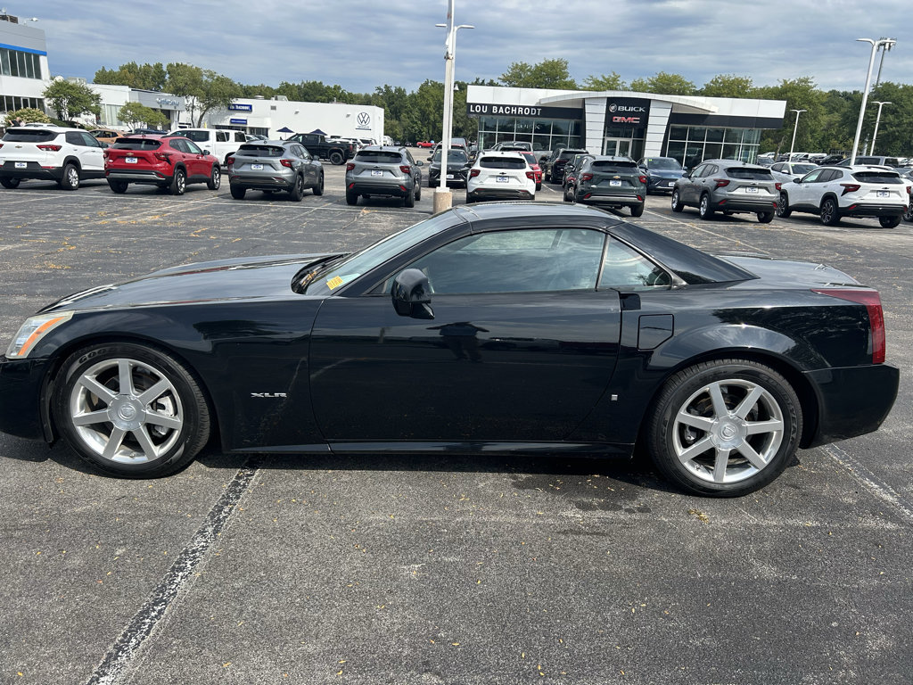 Used 2007 Cadillac XLR RWD image 8
