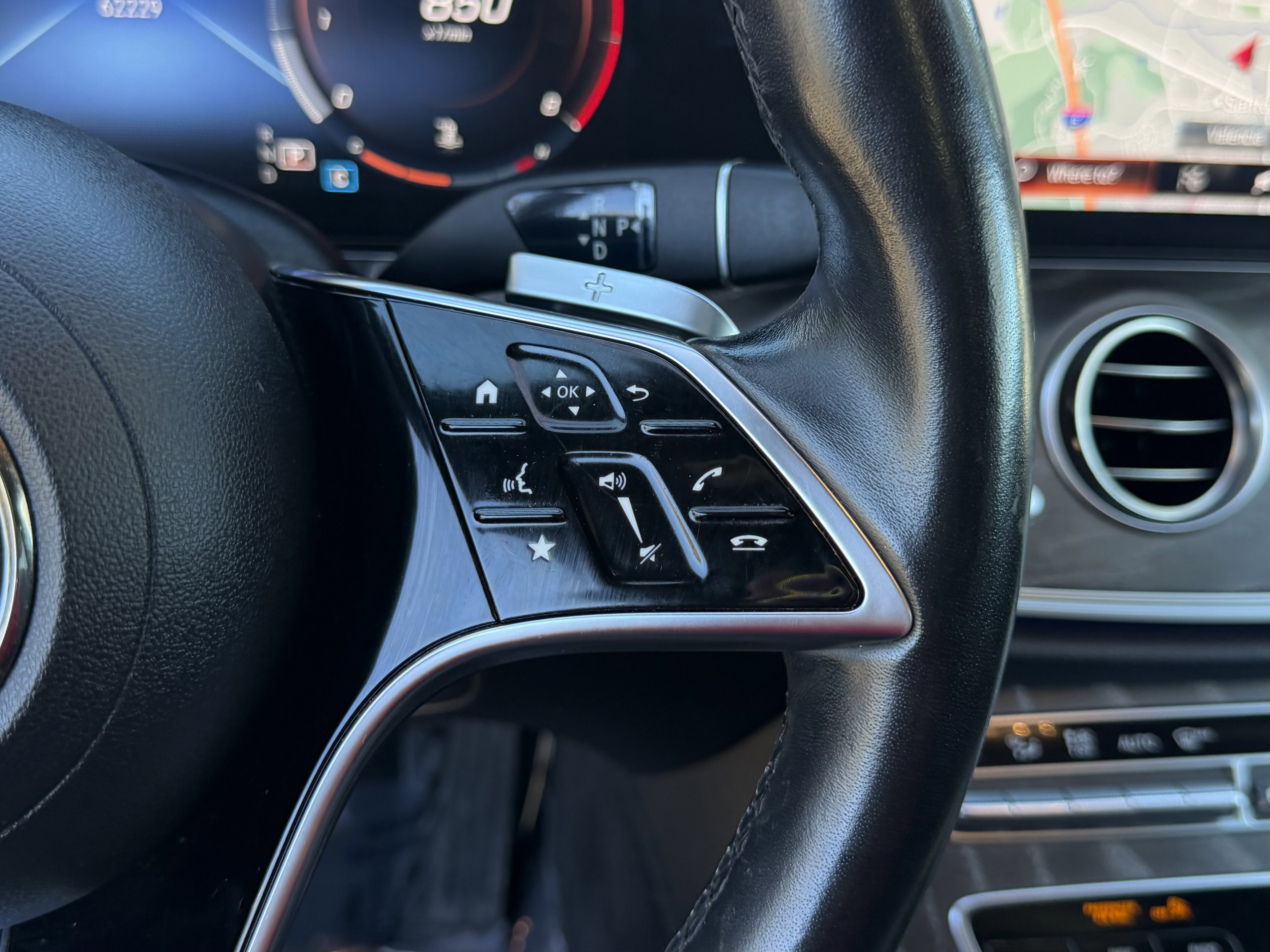 Used 2021 Mercedes-Benz E 350 Sedan w/ Premium Package image 24