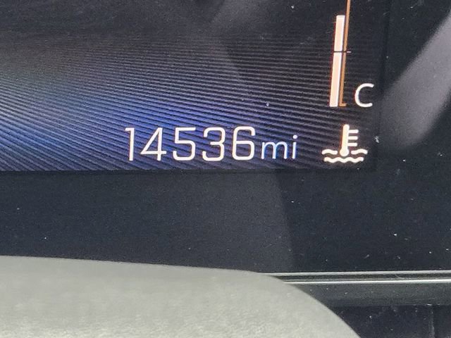 Used 2024 Chevrolet Trax RS w/ Sunroof Package image 24