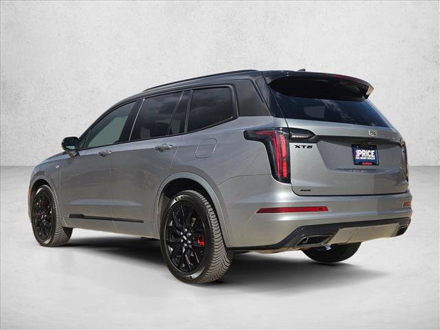 Used 2023 Cadillac XT6 Sport w/ Technology Package image 8