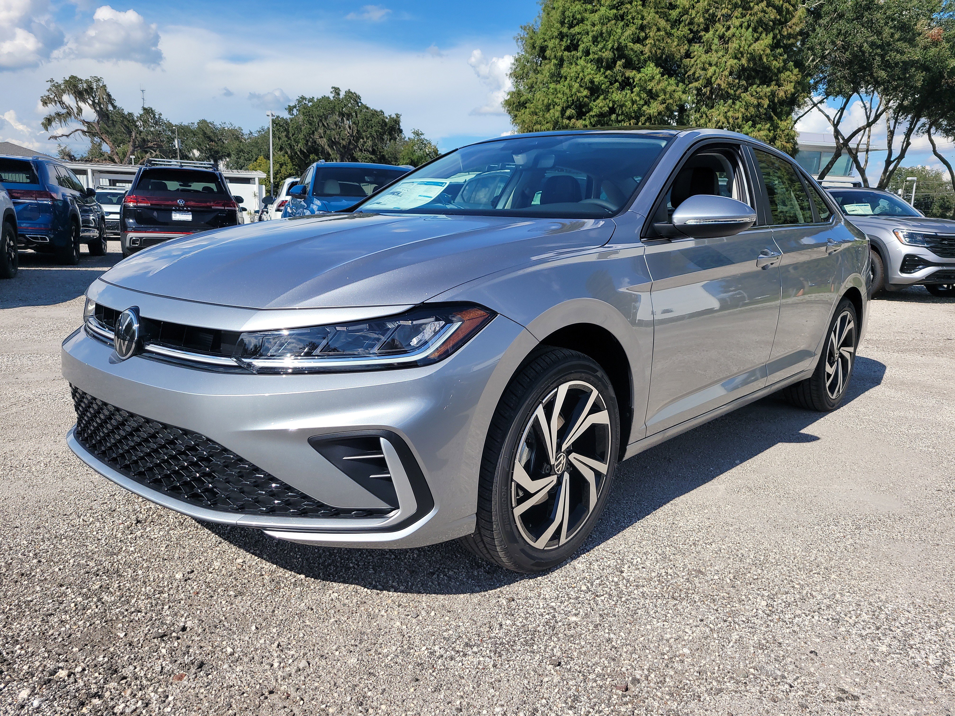 New 2026 Volkswagen Jetta SEL image 3