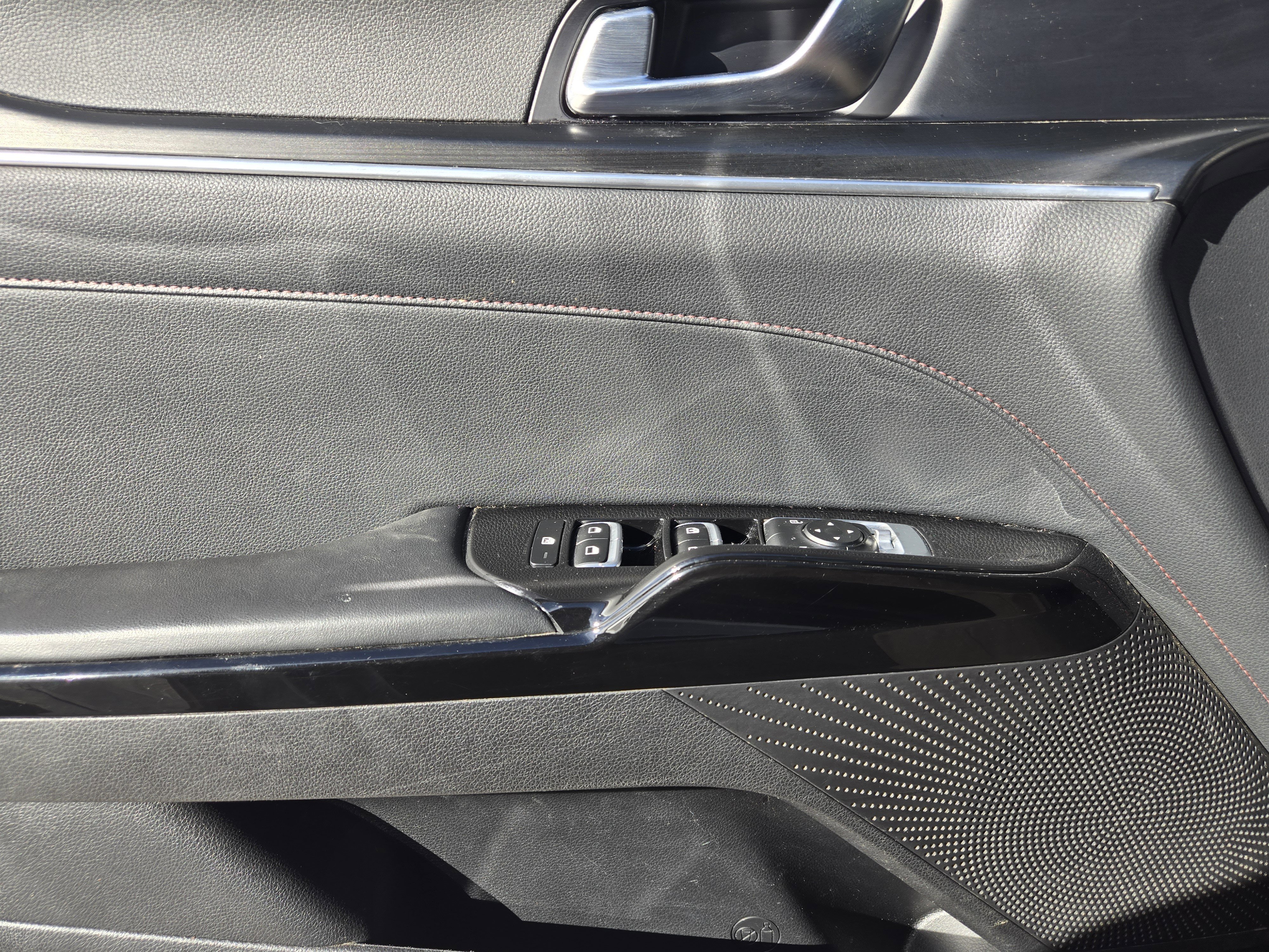 Used 2023 Kia K5 GT image 23