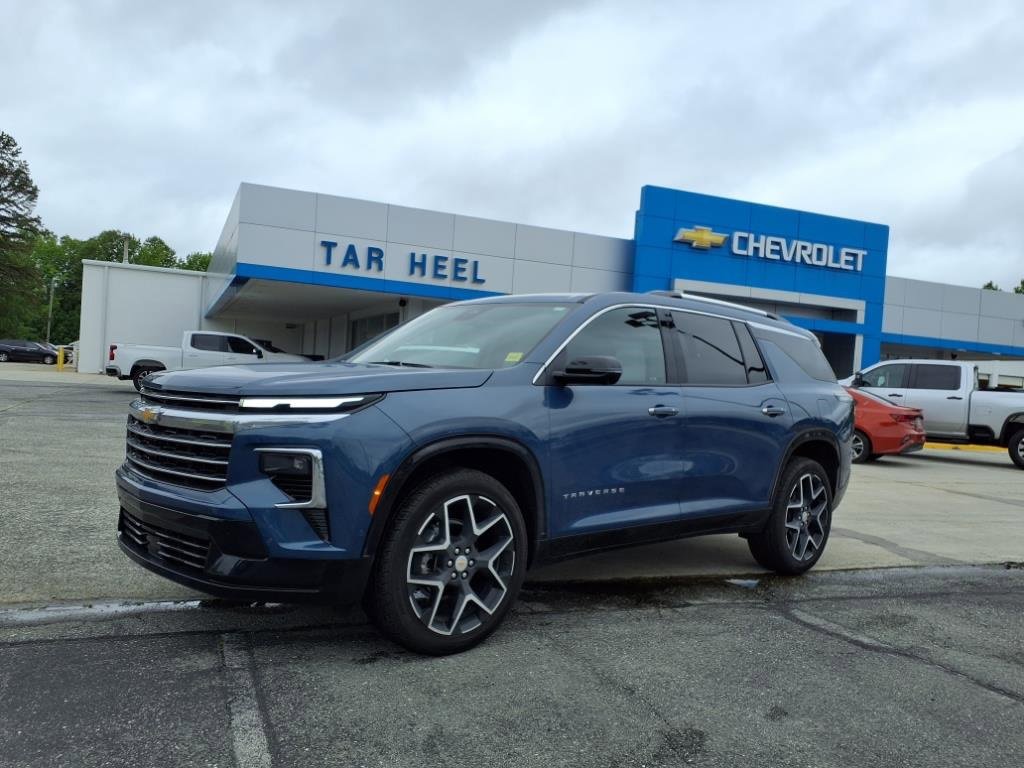 Used 2025 Chevrolet Traverse High Country