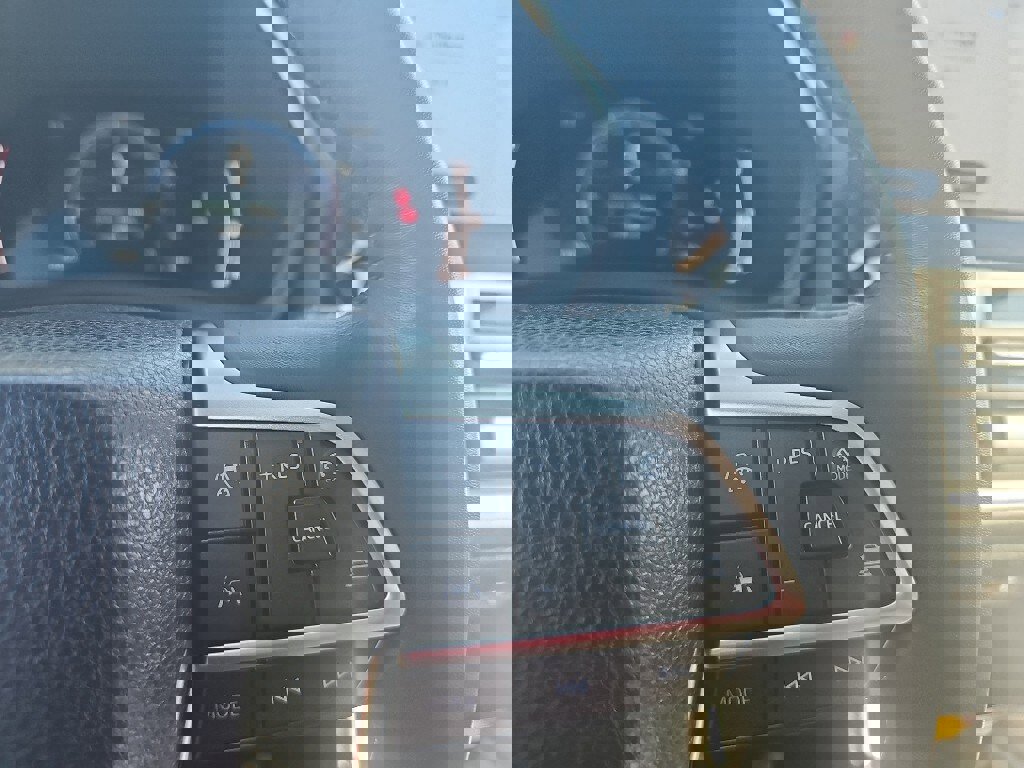 Used 2024 Toyota Grand Highlander XLE image 12