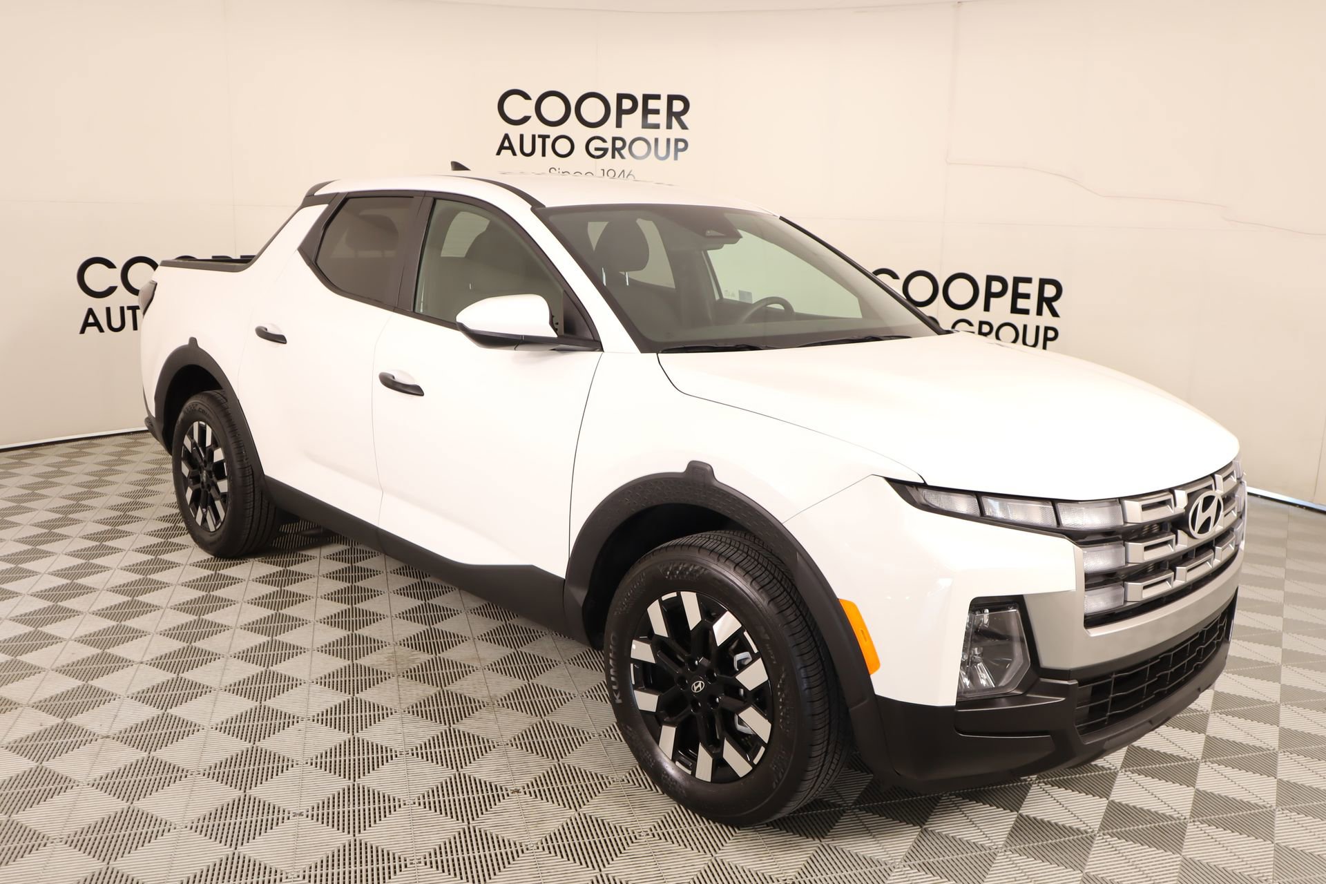 Certified 2025 Hyundai Santa Cruz SE