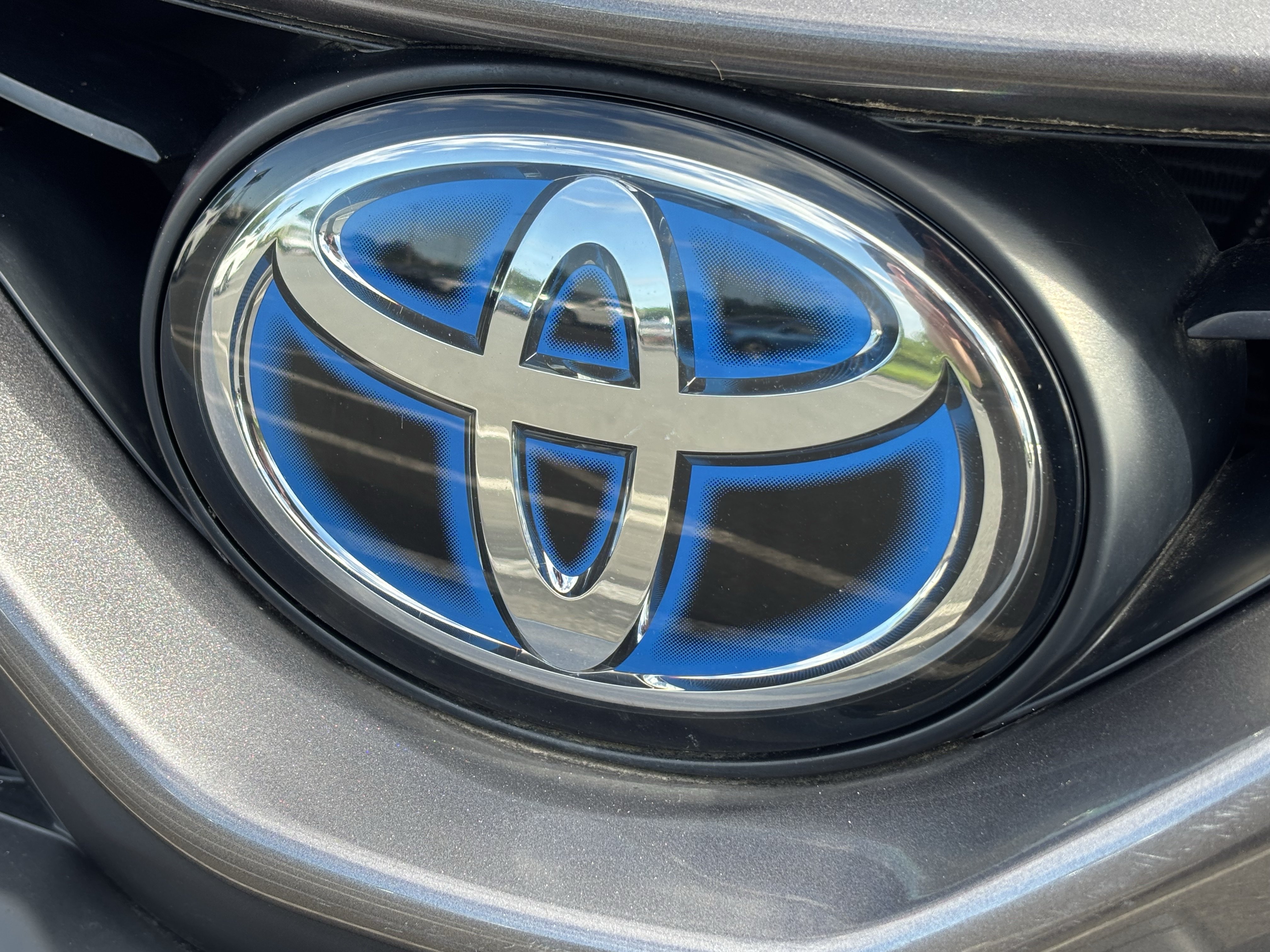 Used 2019 Toyota Camry SE w/ Audio Package FWD image 12