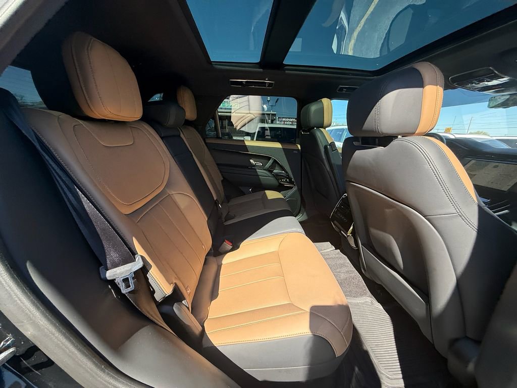 Used 2023 Land Rover Range Rover Sport SE Dynamic image 20